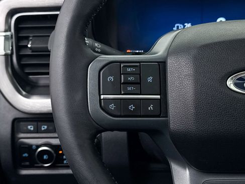 Used 2024 Ford F250 Lariat image 30