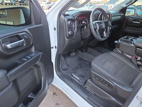 Used 2024 GMC Sierra 1500 Pro w/ Pro Value Package AWD/4WD image 11