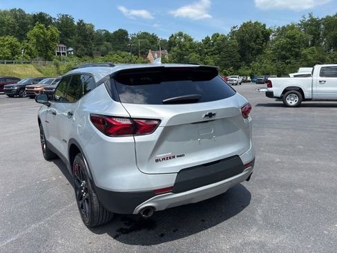 Used 2022 Chevrolet Blazer LT w/ Redline Edition AWD/4WD image 3