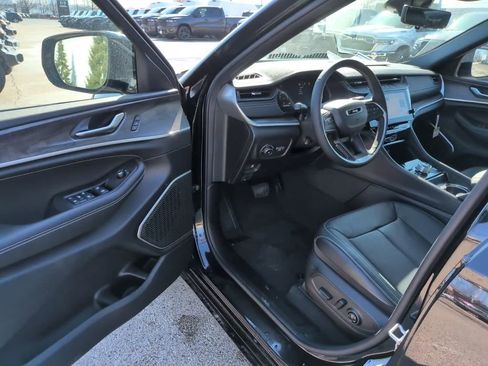 New 2026 Jeep Grand Cherokee L Limited image 19