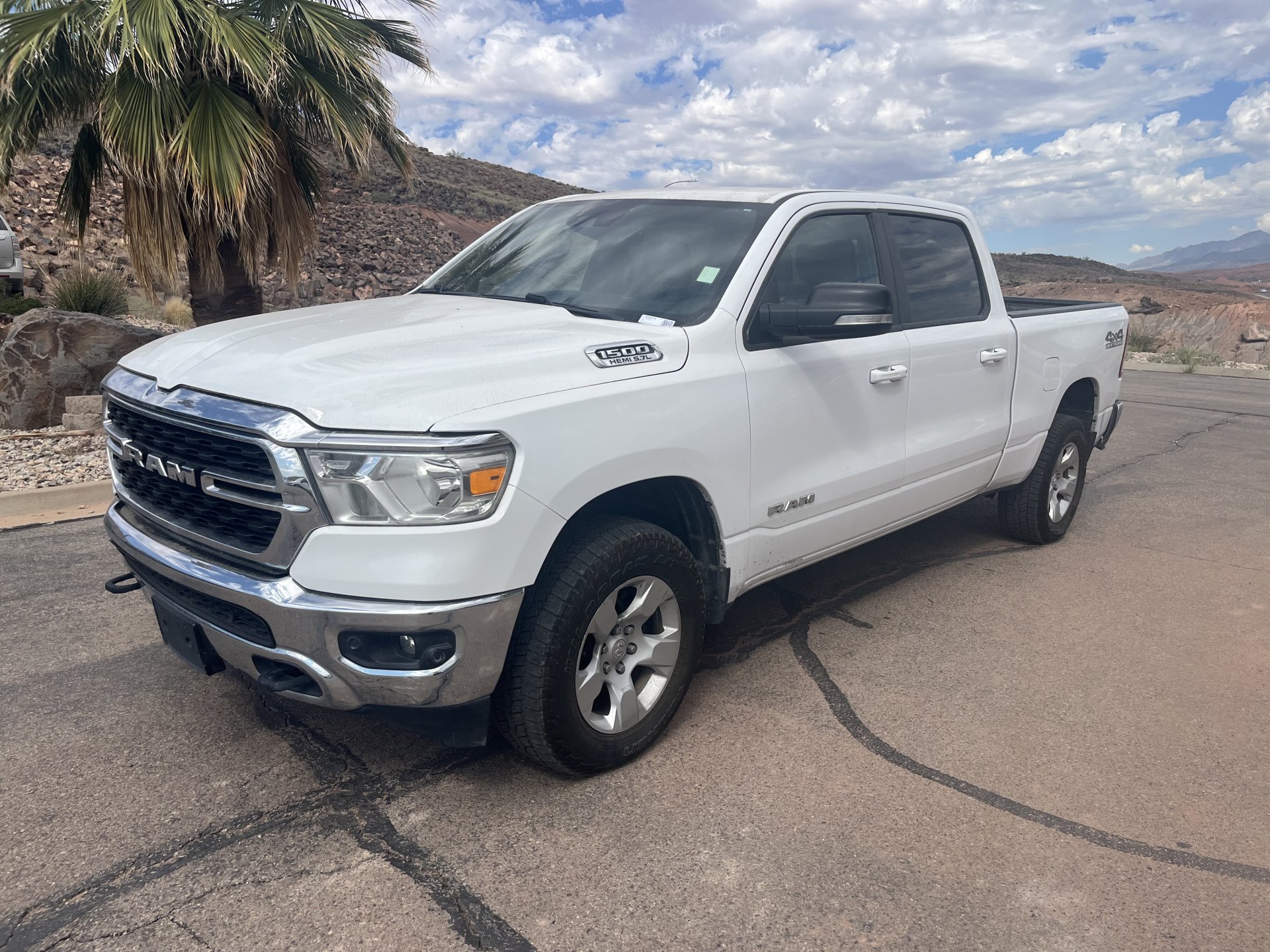 Used 2022 RAM 1500 Big Horn AWD/4WD image 9