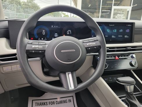 Used 2026 Hyundai Tucson SEL FWD image 26