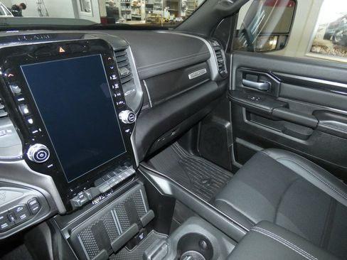 Used 2025 RAM 2500 Power Wagon AWD/4WD image 13