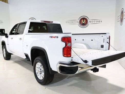 Used 2024 Chevrolet Silverado 2500 LTZ image 27