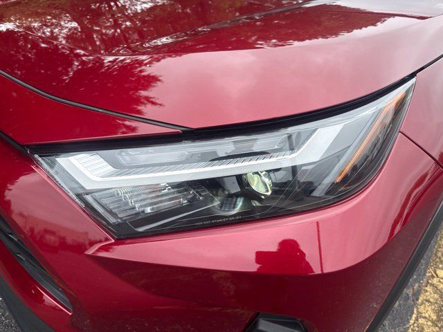 Used 2024 Toyota RAV4 XLE Premium FWD image 9