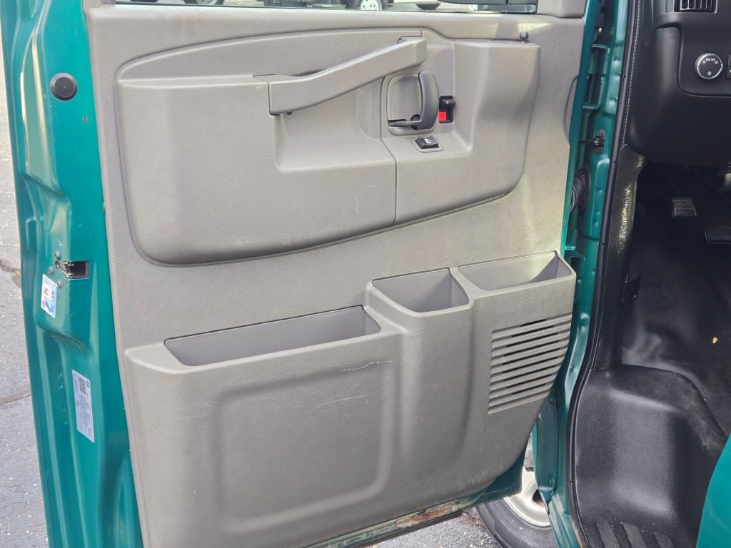 Certified 2023 Chevrolet Express 3500 w/ Driver Convenience Package RWD image 16