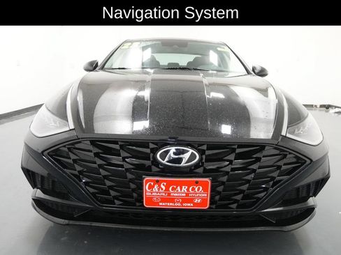 Used 2023 Hyundai Sonata SEL w/ Convenience Package FWD image 2