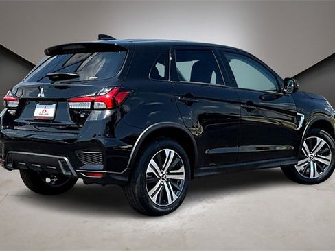 New 2025 Mitsubishi Outlander Sport SE image 6