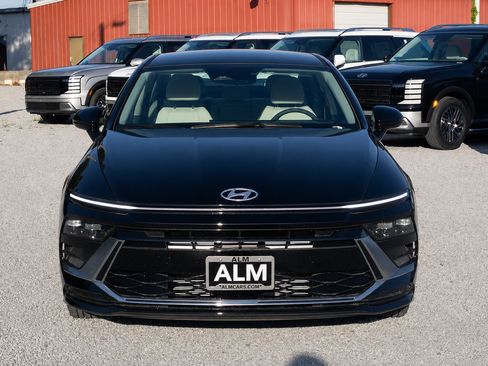 New 2026 Hyundai Sonata SEL FWD image 2
