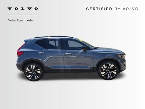 Used 2023 Volvo XC40 B5 Plus w/ Climate Package AWD/4WD image 11
