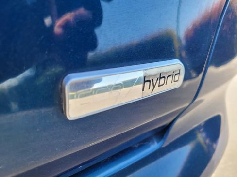 Used 2019 Kia Niro LX image 28