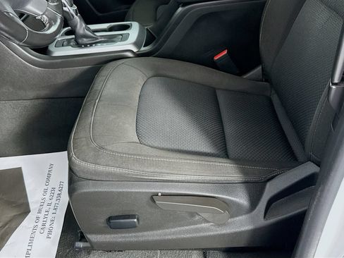 Used 2022 Chevrolet Colorado LT RWD image 20