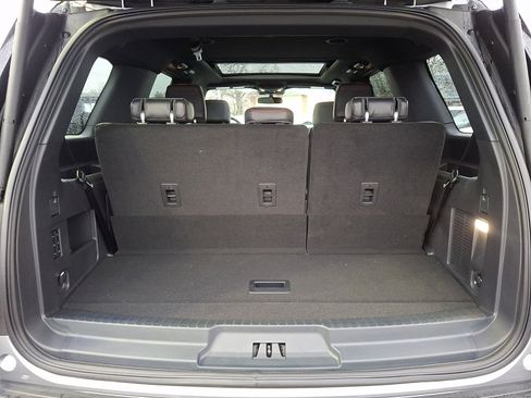 Used 2023 Ford Expedition Limited image 30