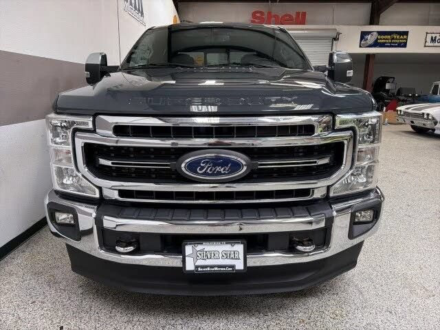 Used 2021 Ford F250 Lariat w/ Lariat Ultimate Package AWD/4WD image 2