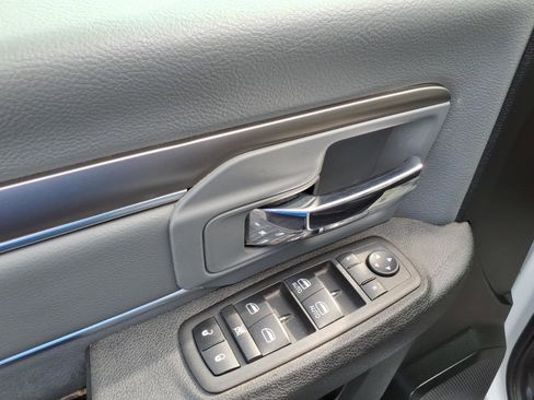 Used 2023 RAM 1500 Classic SLT w/ Protection Group image 10