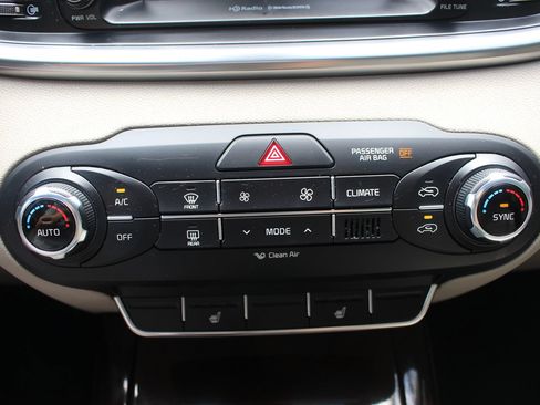 Used 2018 Kia Sorento EX w/ EX Advanced Touring Package FWD image 34
