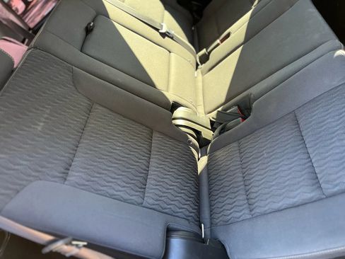 Used 2018 Chevrolet Tahoe LS w/ Enhanced Driver Alert Package RWD image 24