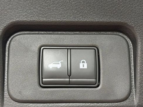 Used 2026 Nissan Rogue SL AWD/4WD image 23