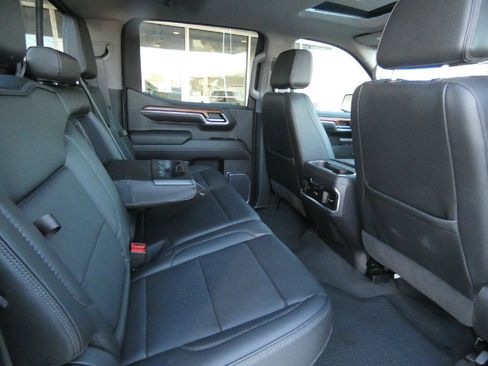 Certified 2023 GMC Sierra 1500 Denali w/ Denali Reserve Package image 17