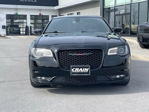Used 2021 Chrysler 300 S image 2