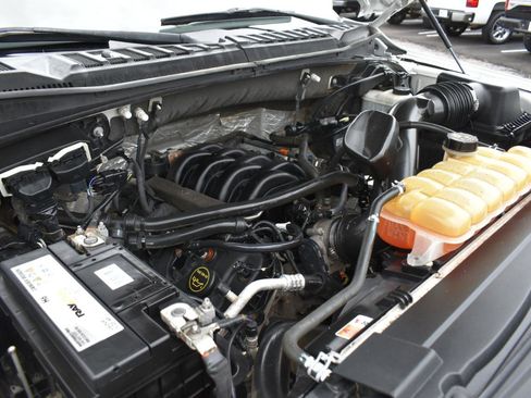 Used 2017 Ford F150 Lariat w/ Equipment Group 501A Mid AWD/4WD image 51