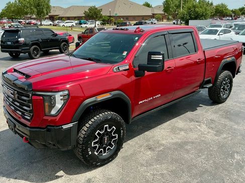 Used 2025 GMC Sierra 2500 AT4X AWD/4WD image 5