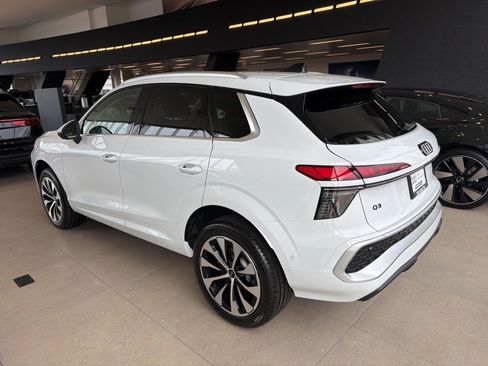 New 2026 Audi Q3 quattro 2.0T AWD/4WD image 4