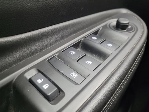 Used 2019 Buick Encore Preferred image 27