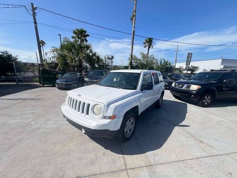 Used 2013 Jeep Patriot Sport w/ PWR Value Group FWD image 11