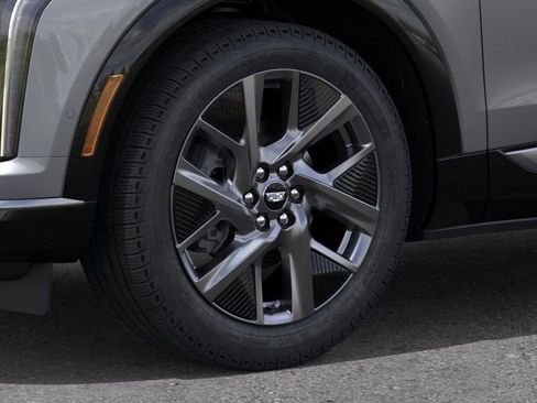 New 2026 Cadillac Optiq Luxury 1 image 9