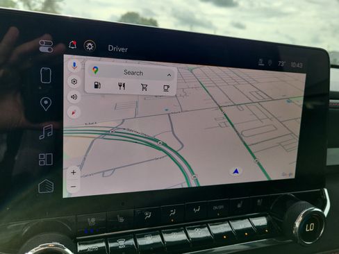 Used 2025 Chevrolet Colorado Z71 w/ Z71 Convenience Package 2 image 24