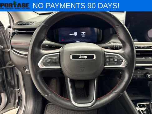 Used 2022 Jeep Compass Trailhawk w/ Trailhawk Elite Group AWD/4WD image 16