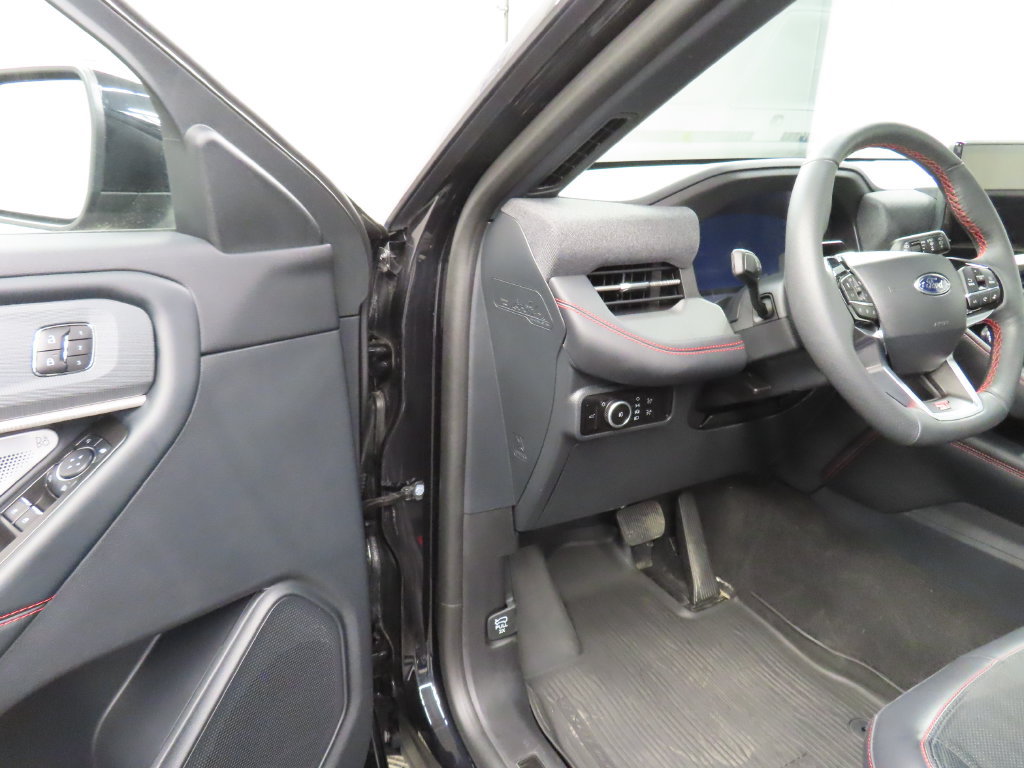 Used 2026 Ford Explorer ST AWD/4WD image 63