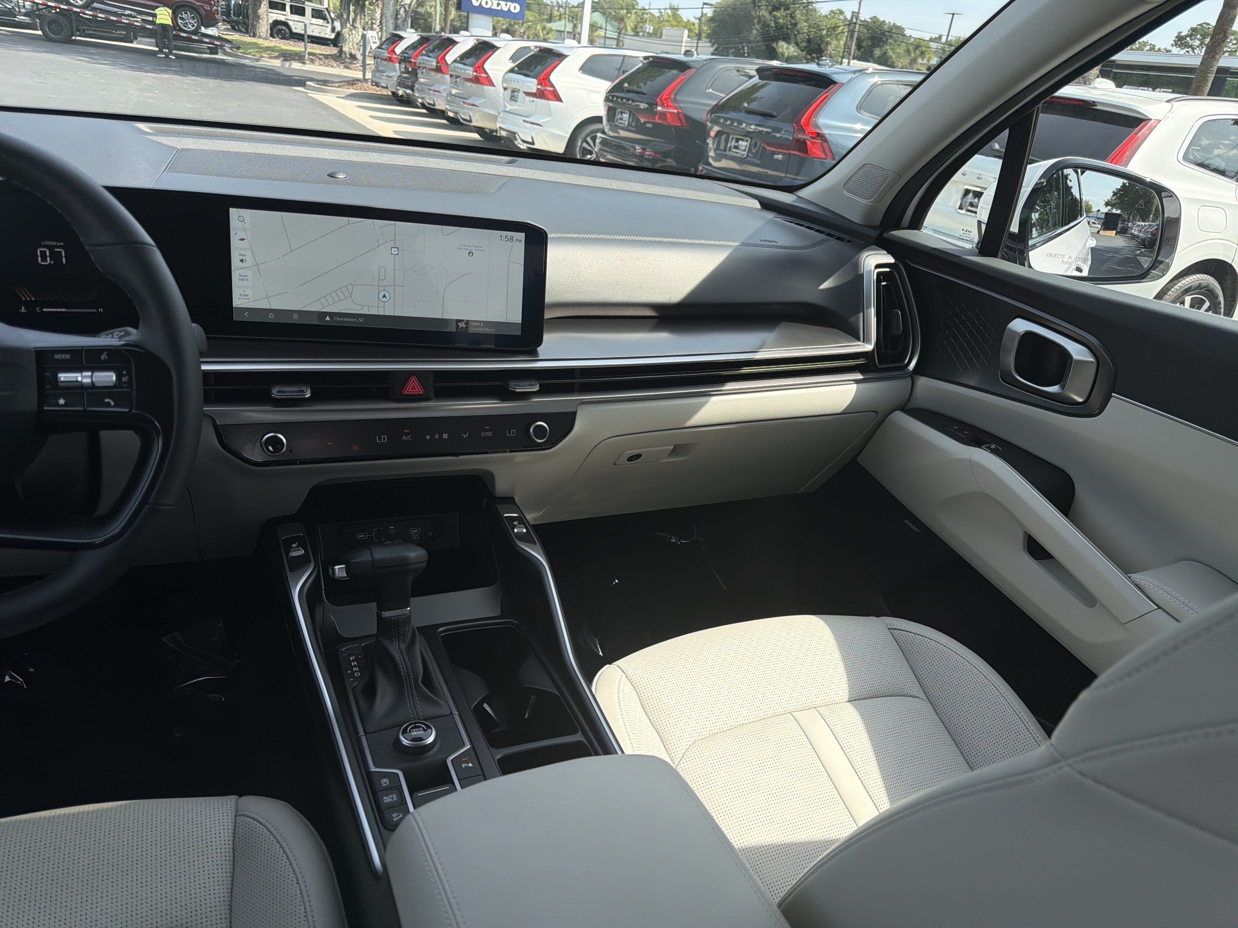 Used 2026 Kia Sorento EX w/ EX Premium Package FWD image 31
