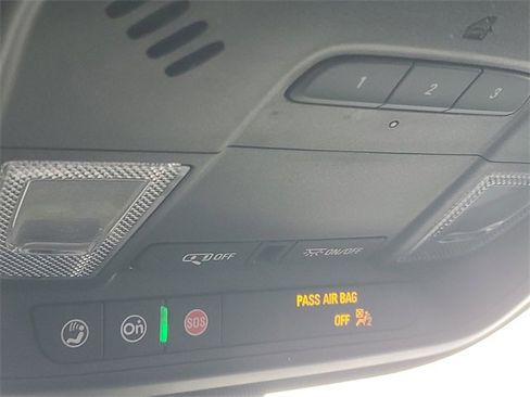 Certified 2023 Chevrolet Traverse RS image 33