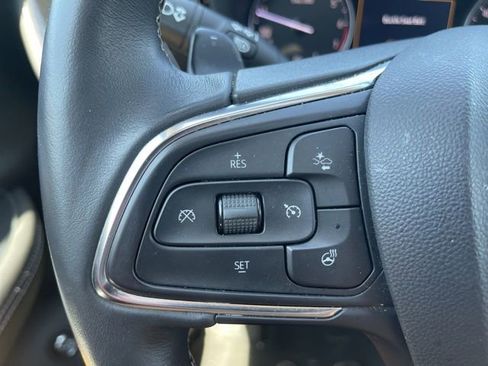 Used 2023 Buick Envision Essence w/ Sport Touring Package AWD/4WD image 18