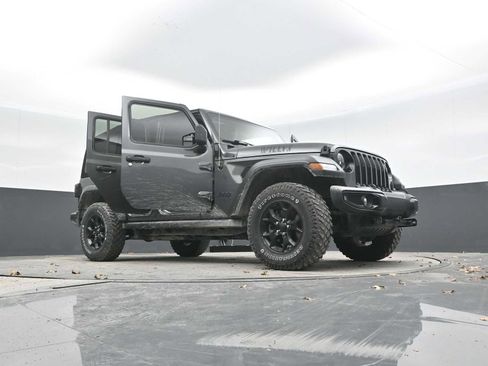 Used 2021 Jeep Wrangler Unlimited Willys image 47