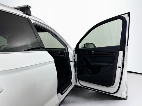 Used 2024 Audi Q5 2.0T Premium Plus image 33