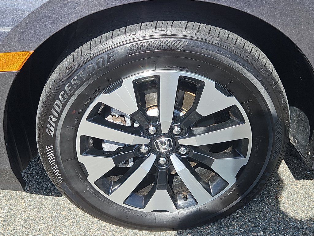 Used 2026 Honda Odyssey EX-L image 7