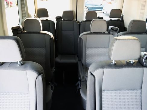 Used 2024 Ford Transit 350 XLT image 26