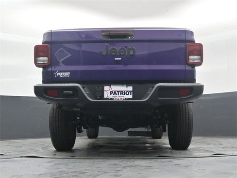 New 2026 Jeep Gladiator Sport image 40