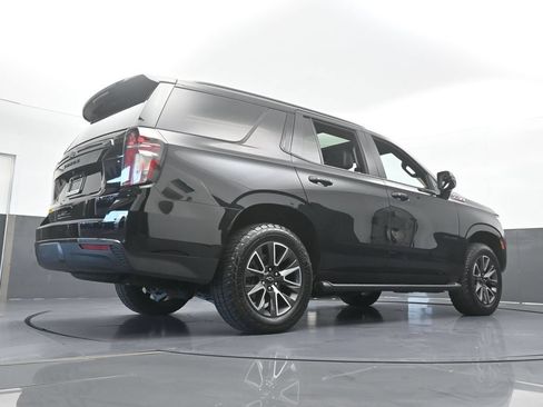 Used 2022 Chevrolet Tahoe Z71 w/ Luxury Package AWD/4WD image 75