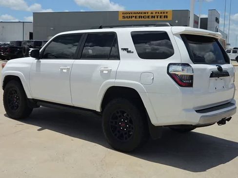 Used 2024 Toyota 4Runner TRD Off-Road Premium w/ Moonroof Package AWD/4WD image 6