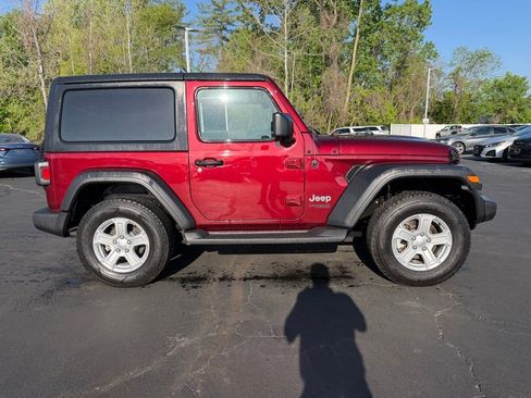 Used 2021 Jeep Wrangler Sport S image 5