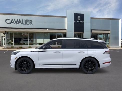 New 2026 Lincoln Aviator Reserve AWD/4WD image 3