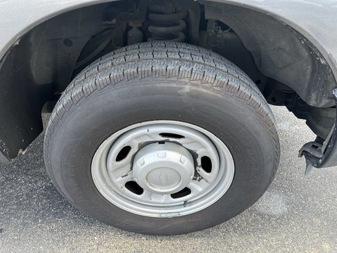 Used 2011 Ford F250 XL RWD image 30