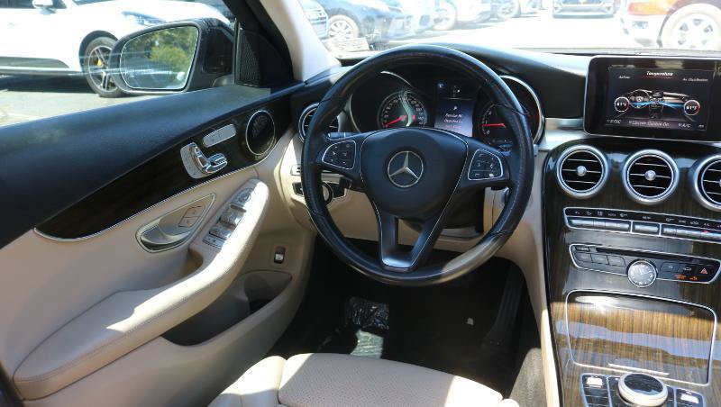 Used 2018 Mercedes-Benz C 300 Sedan w/ Premium Package image 22