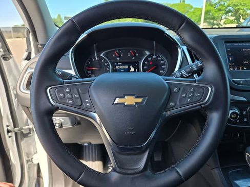 Used 2024 Chevrolet Equinox LT image 22