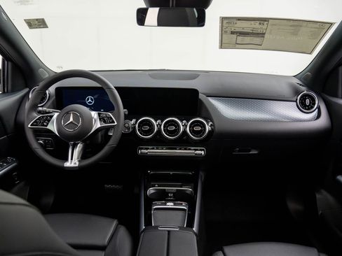 New 2026 Mercedes-Benz GLA 250 GLA 250 image 11