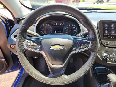 Used 2023 Chevrolet Malibu LT image 16